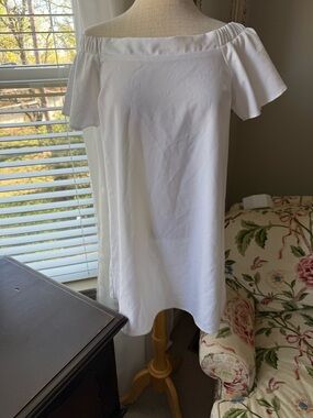 Off-Shoulder White Women’s Dress